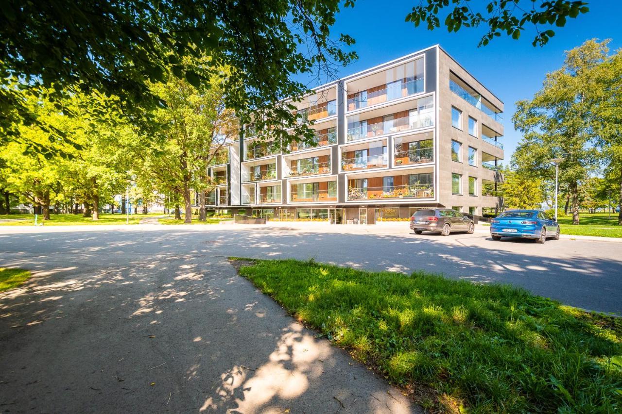 Fabulous Location Apartments Deluxe Tallinn Luaran gambar